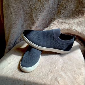 Catherine Malandrino slip on shoes